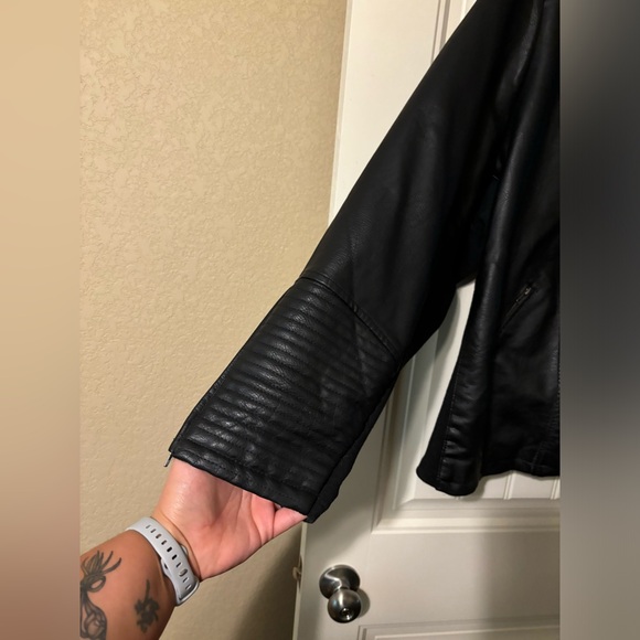 Torrid Faux Leather Collarless Moto Jacket - Picture 14 of 14